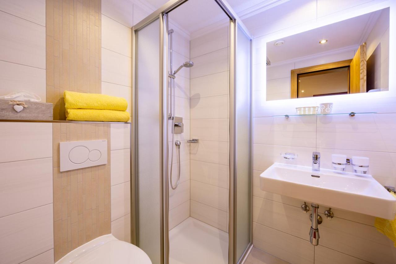 Hotel Garni Tyola Ischgl Esterno foto